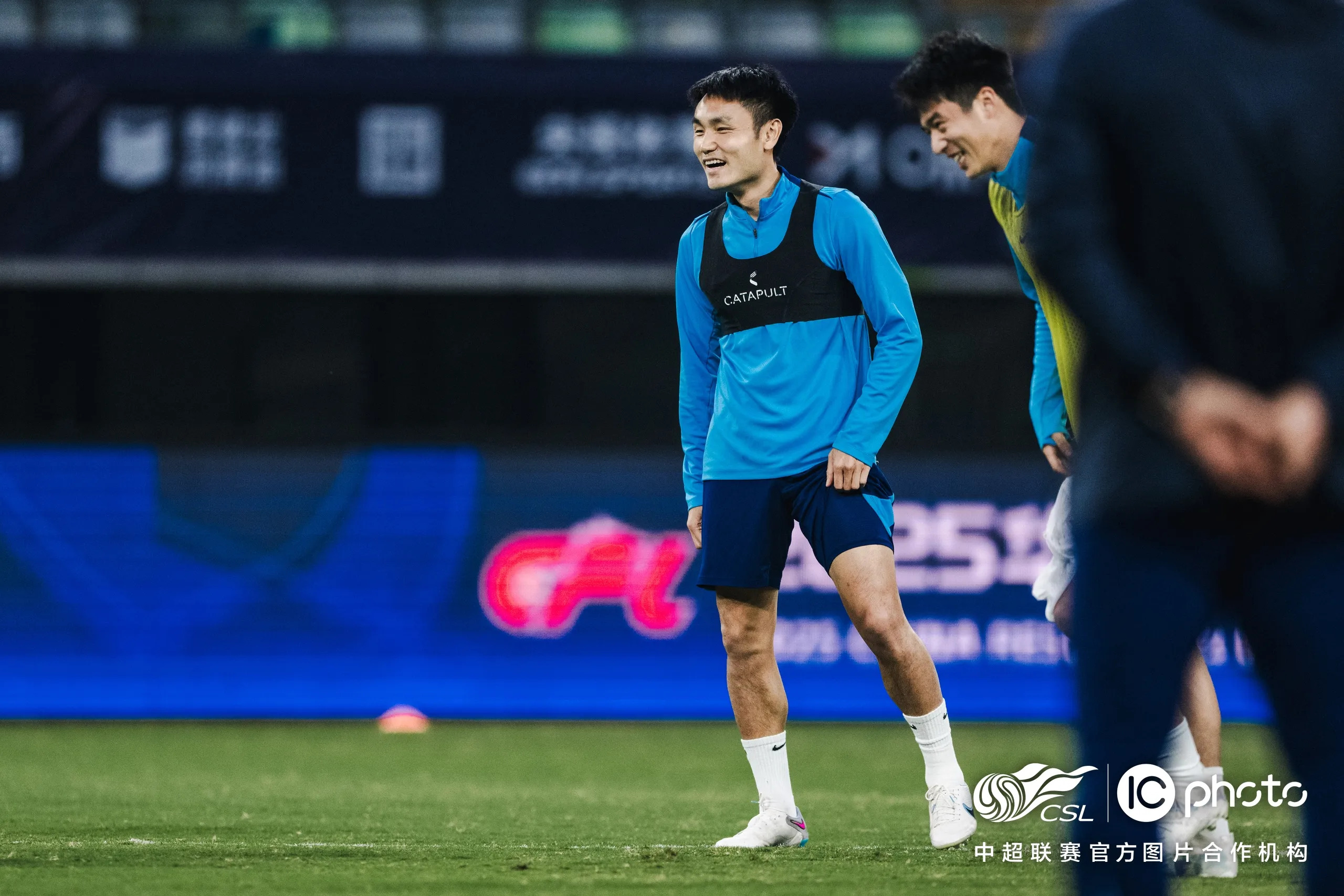 英雄联盟S15赛竞猜-武汉三镇迎中超关键赛，今晨门线救险，底气十足，球队文化再被提及的简单介绍